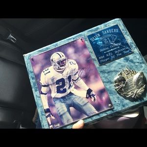 Deon sanders real autograph plaque